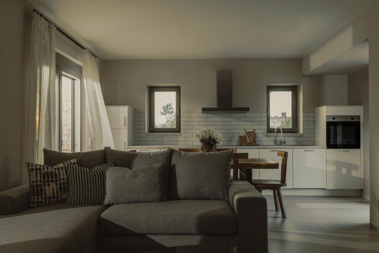 Nama Seaside Villas Paralia Kanaliou Exteriör bild